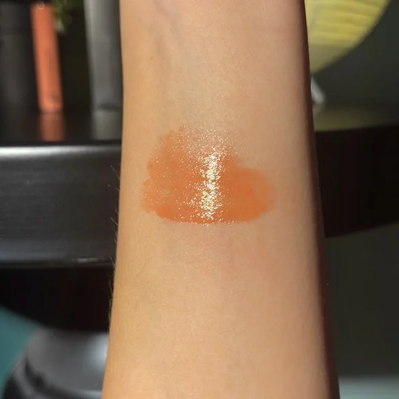 This is Gloss from Glo, Size is approximately 4 inches. - Picture 2 of 2